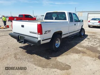 1998 Chevrolet Silverado 1500 with VIN 1GCEK19R0WR134874, listed as a IAAI auction lot 42062143 with 162,211 mi miles and . Bid and sale history available at DreamBid. Image 4.