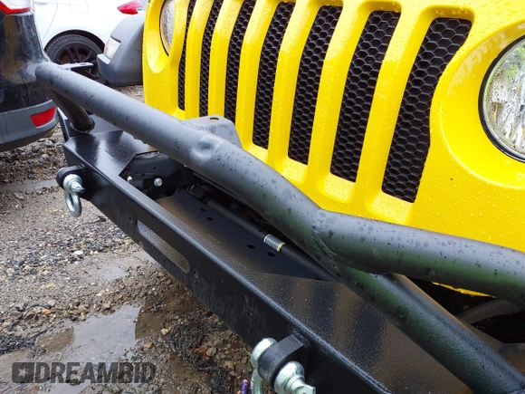 2019 Jeep Wrangler Unlimited Sport S with VIN 1C4HJXDG4KW579364, listed as a IAAI auction lot 41809318 with 22,370 mi miles and . Bid and sale history available at DreamBid. Image 17.
