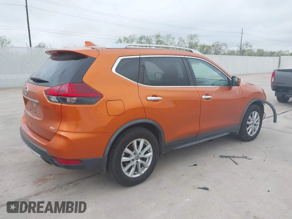 2018 Nissan Rogue SV with VIN JN8AT2MT1JW459326, listed as a IAAI auction lot 41891985 with 139,206 mi miles and . Bid and sale history available at carsss.com. Image 4.