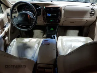 2001 Mercury Mountaineer with VIN 4M2ZU86P01UJ00182, listed as a Copart auction lot 84925404 with 254,568 mi miles and Salvage Title. Bid and sale history available at carsss.com. Image 8.
