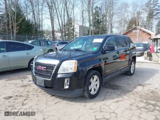 2012 GMC Terrain SLE-1 with VIN 2GKFLREK4C6319997, listed as a IAAI auction lot 41718037 with 197,972 mi miles. Bid and sale history available at carsss.com. Image 2.
