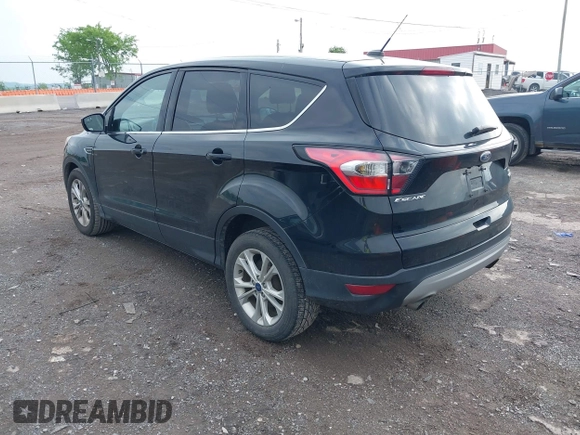 2017 Ford Escape SE with VIN 1FMCU0GD0HUB90702, listed as a IAAI auction lot 42141383 with 174,265 mi miles. Bid and sale history available at carsss.com. Image 3.