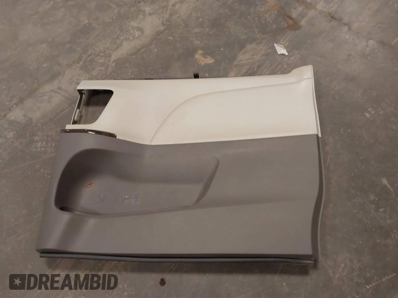 2018 Toyota Sienna XLE Auto Access Seat с VIN 5TDYZ3DC7JS909902, выставлен на аукционе IAAI как лот 42044363 с пробегом 59 283 миль миль и . История ставок и продаж доступна на DreamBid. Изображение 12.