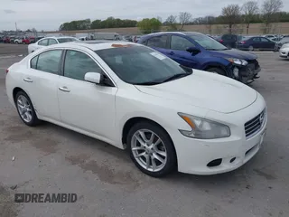 2010 Nissan Maxima SV z VIN 1N4AA5AP4AC821523, wystawiony jako IAAI lot #42161945 z przebiegiem 112 688 mil mil oraz . Historia ofert i sprzedaży dostępna na DreamBid. Obrazek 1.