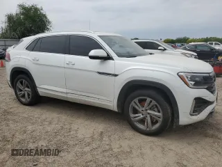 2024 Volkswagen Atlas SEL R-Line z VIN 1V2AE2CA1RC211093, wystawiony jako Copart lot #51462025 z przebiegiem 13 844 mil mil oraz Szkoda całkowita • Salvage title. Historia ofert i sprzedaży dostępna na DreamBid. Obrazek 4.