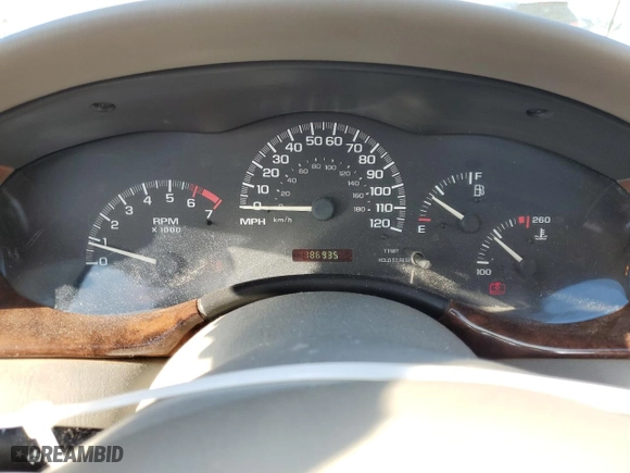 2001 Chevrolet Malibu LS with VIN 1G1NE52J016167556, listed as a Copart auction lot 48814325 with 186,935 mi miles and Salvage Title. Bid and sale history available at carsss.com. Image 9.