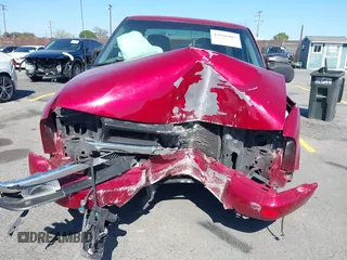 2002 Chevrolet S-10 LS with VIN 1GCCS19W828146820, listed as a IAAI auction lot 41946005 with Not Provided miles. Bid and sale history available at carsss.com. Image 6.