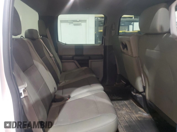 2017 Ford F-150 XL z VIN 1FTEW1EF1HKE53907, wystawiony jako Copart lot #54583695 z przebiegiem 188 278 mil mil oraz Czysty tytuł • Clean title. Historia ofert i sprzedaży dostępna na DreamBid. Obrazek 10.