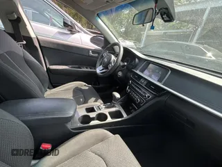 2019 Kia Optima LX with VIN 5XXGT4L36KG283458, listed as a Copart auction lot 54631745 with 95,676 mi miles and Salvage Title. Bid and sale history available at carsss.com. Image 5.