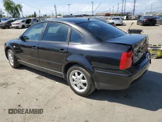 2000 Volkswagen Passat GLS z VIN WVWMD23B0YP307525, wystawiony jako Copart lot #57040775 z przebiegiem 167 440 mil mil oraz Szkoda całkowita • Salvage title. Historia ofert i sprzedaży dostępna na DreamBid. Obrazek 2.