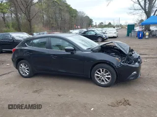 2014 Mazda 3 i Touring z VIN JM1BM1L73E1100378, wystawiony jako IAAI lot #42069396 z przebiegiem 91 973 mil mil oraz . Historia ofert i sprzedaży dostępna na DreamBid. Obrazek 13.