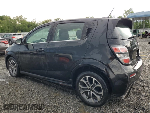 2020 Chevrolet Sonic LT z VIN 1G1JD6SB5L4137709, wystawiony jako Copart lot #55651925 z przebiegiem 38 048 mil mil oraz Szkoda całkowita • Salvage title. Historia ofert i sprzedaży dostępna na DreamBid. Obrazek 2.