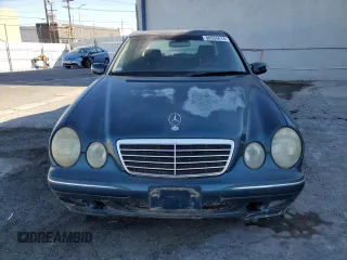 2001 Mercedes-Benz E-Class with VIN WDBJF65J81B351041, listed as a Copart auction lot 80555014 with 172,091 mi miles and Clean Title. Bid and sale history available at carsss.com. Image 5.