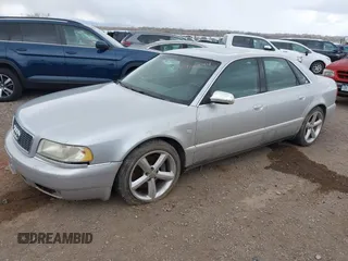 2001 Audi S8 z VIN WAUGU54D41N012957, wystawiony jako IAAI lot #41916244 z przebiegiem Nie podano mil oraz . Historia ofert i sprzedaży dostępna na DreamBid. Obrazek 2.