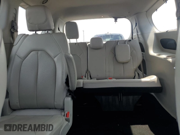 2020 Chrysler Pacifica Touring L with VIN 2C4RC1BG2LR103350, listed as a Copart auction lot 59935025 with 98,149 mi miles and Salvage title. Bid and sale history available at DreamBid. Image 9.
