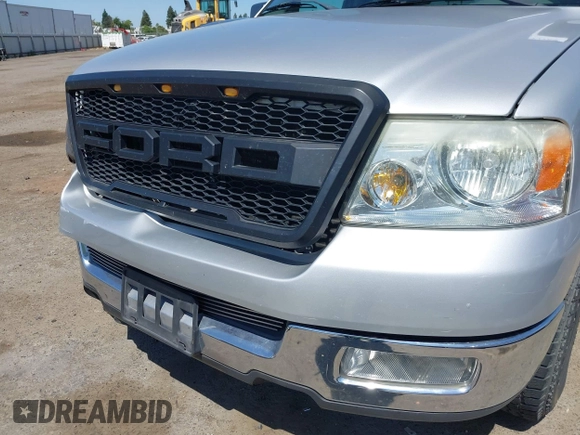 2005 Ford F-150 XLT z VIN 1FTPW12525KC85839, wystawiony jako IAAI lot #42344165 z przebiegiem 133 772 mil mil oraz . Historia ofert i sprzedaży dostępna na DreamBid. Obrazek 17.
