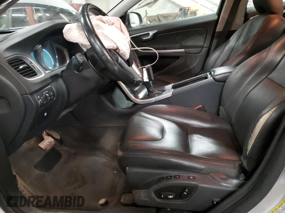 2016 Volvo S60 T5 Premier with VIN YV1612TK0G2390624, listed as a Copart auction lot 42124135 with 132,613 mi miles and Salvage Title. Bid and sale history available at carsss.com. Image 7.