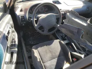 1995 Acura Integra z VIN JH4DB8582SS001679, wystawiony jako Copart lot #50831735 z przebiegiem 245 804 mil mil oraz Szkoda całkowita • Salvage title. Historia ofert i sprzedaży dostępna na DreamBid. Obrazek 8.