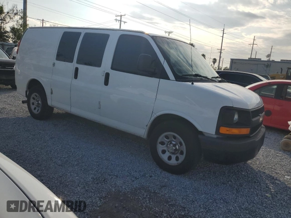 2013 Chevrolet Express Cargo Van with VIN 1GCSGAFX3D1173610, listed as a Copart auction lot 88341225 with 396,659 mi miles and Salvage Title. Bid and sale history available at carsss.com. Image 4.