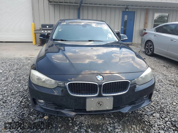 2013 BMW 3 Series 328i with VIN WBA3A5C57DF602652, listed as a Copart auction lot 60874345 with 147,214 mi miles and Salvage title. Bid and sale history available at DreamBid. Image 5.