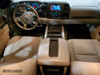 2011 GMC Sierra 2500HD SLE with VIN 1GT220CGXBZ309453, listed as a Copart auction lot 46461115 with 108,876 mi miles and Salvage Title. Bid and sale history available at carsss.com. Image 8.