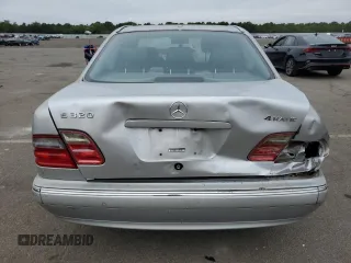 2002 Mercedes-Benz E-Class with VIN WDBJF82J42X068060, listed as a Copart auction lot 48422005 with 263,835 mi miles and Non Repairable. Bid and sale history available at carsss.com. Image 6.