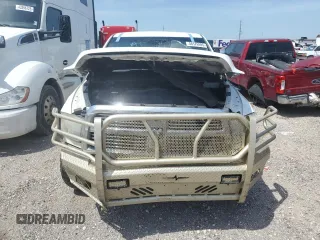 2012 Ram 2500 Laramie Limited z VIN 3C6UD5PL5CG173734, wystawiony jako Copart lot #56576995 z przebiegiem 296 460 mil mil oraz Czysty tytuł • Clean title. Historia ofert i sprzedaży dostępna na DreamBid. Obrazek 5.
