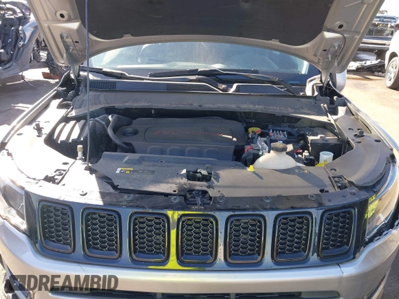 2018 Jeep Compass Latitude with VIN 3C4NJDBB6JT299247, listed as a IAAI auction lot 41591106 with 48,685 mi miles. Bid and sale history available at carsss.com. Image 10.
