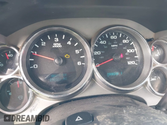 2012 Chevrolet Silverado 3500HD with VIN 1GB2CZCG4CZ113273, listed as a IAAI auction lot 40107404 with 258,322 mi miles and . Bid and sale history available at DreamBid. Image 7.