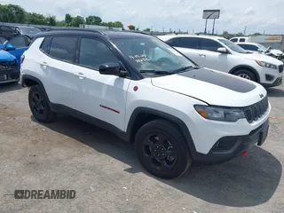 2023 Jeep Compass Trailhawk с VIN 3C4NJDDN5PT557872, выставлен на аукционе IAAI как лот 42152545 с пробегом 46 203 миль миль и . История ставок и продаж доступна на DreamBid. Изображение 1.