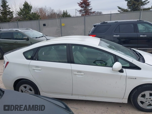 2011 Toyota Prius I with VIN JTDKN3DU4B0320191, listed as a IAAI auction lot 42001220 with 195,180 mi miles. Bid and sale history available at carsss.com. Image 14.