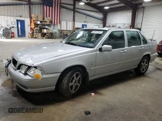1999 Volvo S70 with VIN YV1LT56D8X2580778, listed as a Copart auction lot 69043594 with 166,718 mi miles and Salvage Title. Bid and sale history available at carsss.com. Image 1.