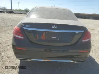 2019 Mercedes-Benz E 300 z VIN WDDZF4JB9KA522920, wystawiony jako Copart lot #50325815 z przebiegiem 73 000 mil mil oraz Szkoda całkowita • Salvage title. Historia ofert i sprzedaży dostępna na DreamBid. Obrazek 6.