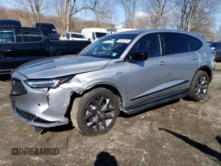 2024 Acura MDX w/A-Spec Package with VIN 5J8YE1H02RL000044, listed as a Copart auction lot 47422535 with 11,038 mi miles and Salvage Title. Bid and sale history available at carsss.com. Image 1.