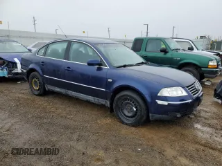 2002 Volkswagen Passat GLX z VIN WVWTH63B32P069555, wystawiony jako Copart lot #85990984 z przebiegiem 69 310 mil mil oraz Czysty tytuł • Clean title. Historia ofert i sprzedaży dostępna na DreamBid. Obrazek 4.
