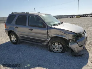 2007 Ford Escape XLT with VIN 1FMYU93117KA75929, listed as a Copart auction lot 48467515 with 156,386 mi miles and Salvage Title. Bid and sale history available at carsss.com. Image 4.