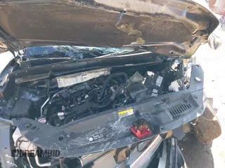 2023 Toyota Highlander L z VIN 5TDKDRAH2PS045857, wystawiony jako IAAI lot #41988866 z przebiegiem Nie podano mil oraz . Historia ofert i sprzedaży dostępna na DreamBid. Obrazek 10.