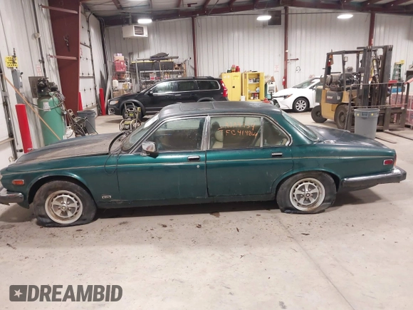 1985 Jaguar XJ with VIN SAJAV1347FC414864, listed as a IAAI auction lot 42118511 with 117,185 mi miles and . Bid and sale history available at DreamBid. Image 14.
