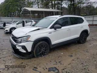 2022 Volkswagen Taos S z VIN 3VVCX7B25NM047868, wystawiony jako Copart lot #45181675 z przebiegiem 146 252 mil mil oraz Szkody całkowita. Historia ofert i sprzedaży dostępna na DreamBid. Obrazek 1.