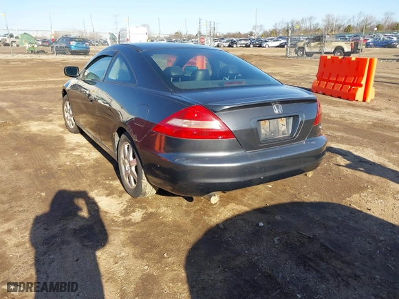 2005 Honda Accord Cpe LX V6 SE with VIN 1HGCM82475A018482, listed as a IAAI auction lot 41737525 with 245,829 mi miles. Bid and sale history available at carsss.com. Image 3.