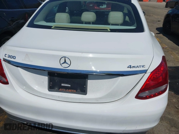 2015 Mercedes-Benz C 300 Luxury with VIN 55SWF4KB9FU035143, listed as a IAAI auction lot 41898353 with 140,699 mi miles and . Bid and sale history available at DreamBid. Image 16.