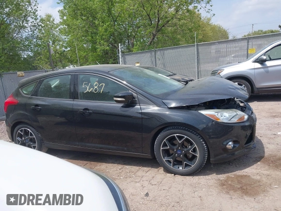 2014 Ford Focus SE z VIN 1FADP3K20EL173638, wystawiony jako IAAI lot #42265687 z przebiegiem 41 792 mil mil oraz . Historia ofert i sprzedaży dostępna na DreamBid. Obrazek 13.