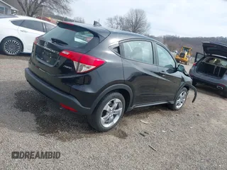 2022 Honda HR-V LX with VIN 3CZRU6H31NM708527, listed as a IAAI auction lot 41823235 with 35,666 mi miles. Bid and sale history available at carsss.com. Image 4.