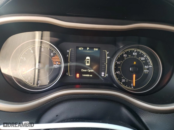 2016 Jeep Cherokee Latitude with VIN 1C4PJMCB6GW331589, listed as a Copart auction lot 42578135 with 144,489 mi miles and Salvage Title. Bid and sale history available at carsss.com. Image 9.