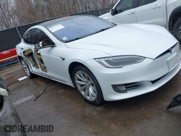 2018 Tesla Model S 75D with VIN 5YJSA1E2XJF274766, listed as a IAAI auction lot 41704600 with 164,066 mi miles and . Bid and sale history available at DreamBid. Image 1.