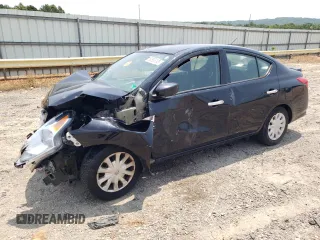 2019 Nissan Versa SV with VIN 3N1CN7AP8KL870963, listed as a Copart auction lot 60633035 with 152,231 mi miles and Salvage title. Bid and sale history available at DreamBid. Image 1.