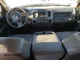 2018 Ram 2500 Tradesman z VIN 3C6UR5CJ1JG336270, wystawiony jako Copart lot #45447455 z przebiegiem Nie podano mil oraz Szkoda całkowita • Salvage title. Historia ofert i sprzedaży dostępna na DreamBid. Obrazek 8.