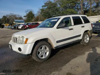 2005 Jeep Grand Cherokee Laredo with VIN 1J4GS48K85C510702, listed as a Copart auction lot 45534545 with 223,837 mi miles and Salvage Title. Bid and sale history available at carsss.com. Image 1.