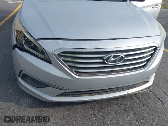 2016 Hyundai Sonata SE with VIN 5NPE24AF9GH355823, listed as a IAAI auction lot 42081692 with 156,394 mi miles and . Bid and sale history available at carsss.com. Image 6.