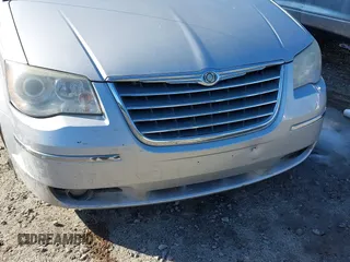 2009 Chrysler Town & Country Limited with VIN 2A8HR64X59R600947, listed as a IAAI auction lot 41385494 with 256,709 mi miles. Bid and sale history available at carsss.com. Image 12.
